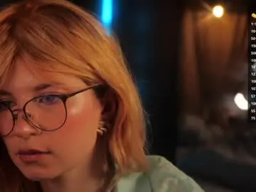 Chaturbate Free Porn Cam of illegaldream