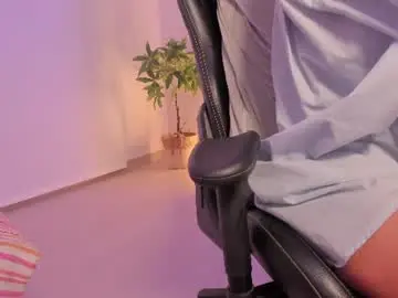 Chaturbate Best live sex cam show of leyasweet