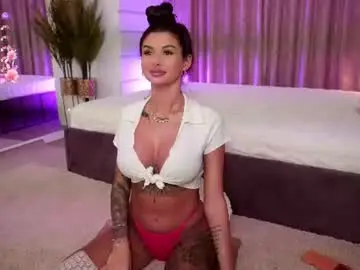 Chaturbate Adult Video Chat of emilyhudsson