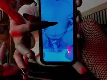 Chaturbate Live Sex Cam of madame_ibby