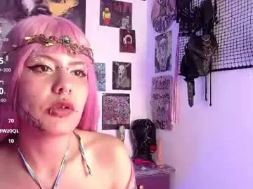 Chaturbate Live Sex Cam of melisavelvet
