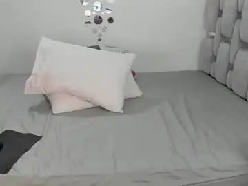 Chaturbate Watch Live Sex Cams of criistal_0