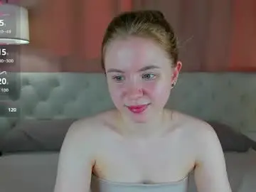 Chaturbate Live Sex Cam of ida_lewiss