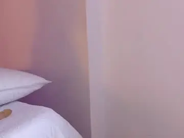 Chaturbate Live Sex Cam of king_lovely_horny