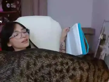 Chaturbate Free Live Porn of moonlady_