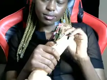 Chaturbate Live Sex Cam of sassy_lyne