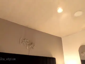 Chaturbate Watch Live Sex Cams of anny_babby