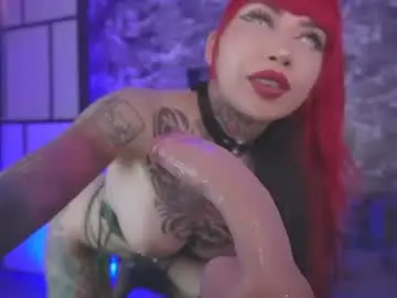 Chaturbate Free Live Porn of darkly_waxx