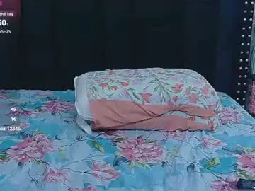 Chaturbate Live Sex Cam of naturalmomyy
