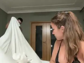 Chaturbate Live Sex Cam of newcouplehot69