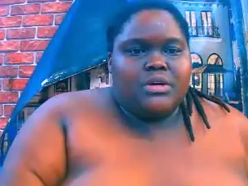 Chaturbate Adult Webcam of ebonyhotbuns4u2luv