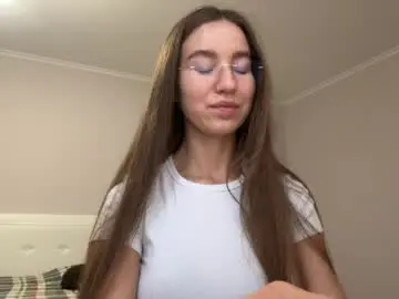 Chaturbate Free Porn Cam of emberfamn