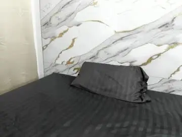 Chaturbate Watch Live Sex Cams of esmeralda_jenn11