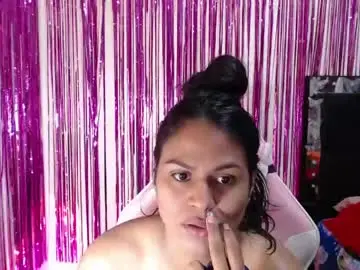 Chaturbate Nude Webcam of sweetalmaa