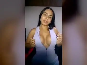 Chaturbate Live Sex of valeska9