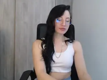 Chaturbate Best live sex cam show of divineisis