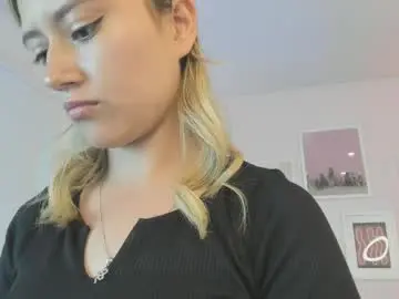 Chaturbate Live Porn of bee_art