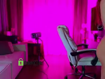 Chaturbate Live Sex Cam of crazzy_cherry