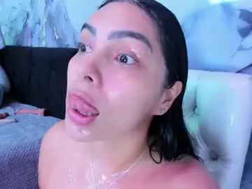 Chaturbate Watch Live Sex Cams of evelinn_belen