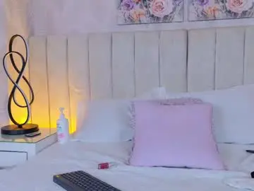 Chaturbate Live Sex Cam of vega_sara