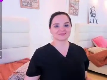 Chaturbate Live Sex Cam of isabellaa_reyess