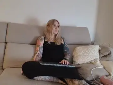 Chaturbate Free Porn Cam of tattoobbgirl