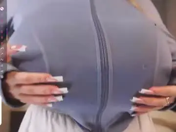Chaturbate Watch Live Sex Cams of maybellebyone
