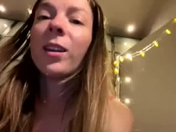Chaturbate Adult Video Chat of lil_uff