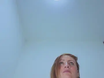 Chaturbate Live Sex Cam of grettel_ramiirez