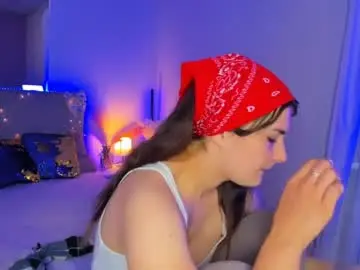 Chaturbate Free Porn Cam of laura__leee