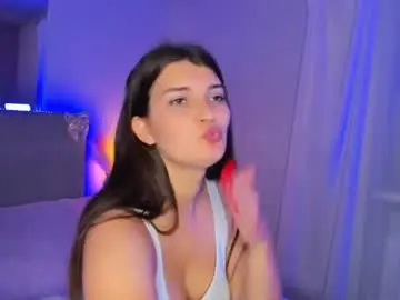 Chaturbate Live Sex Cam of laura__leee