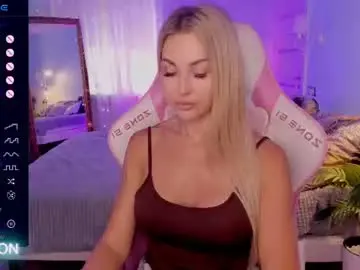 Chaturbate Free Porn Cam of adeleroberts