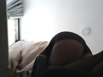 Chaturbate Live Sex Cam of anddrea_