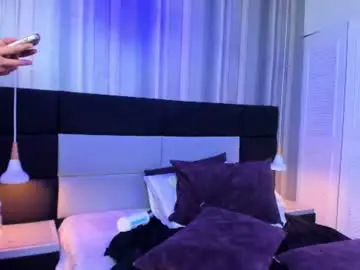 Chaturbate Live Porn of raven_doll11