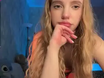 Chaturbate Live Sex Cam of itsevedarkside_