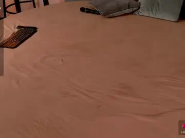 Chaturbate Live Sex Cam of marie_diaze