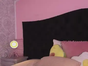 Chaturbate Live Sex Cam of hada_blue_