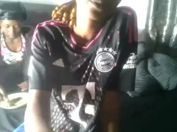 Chaturbate Live Porn of petite_queen69