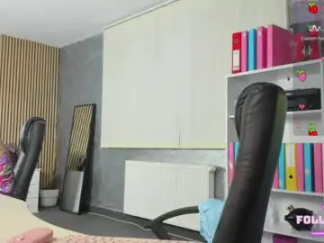 Chaturbate Watch Live Sex Cams of evanoellex