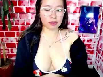 Chaturbate Watch Live Sex Cams of soralily