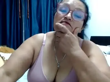 Chaturbate Live Sex of bellanocturna_