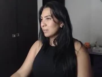 Chaturbate Live Sex Cam of gaby_bluexx