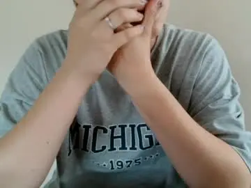 Chaturbate Watch Live Sex Cams of ivyivy77