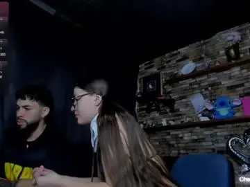 Chaturbate Live Porn of mia_and_vincentt