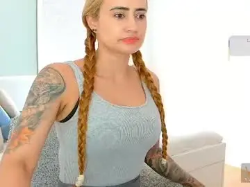 Chaturbate Live Sex of pennyy__