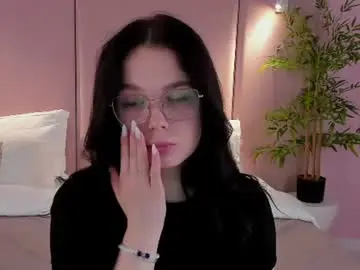 Chaturbate Live Sex Cam of nikaflowers