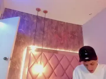 Chaturbate Live Sex of megan_and_clohe