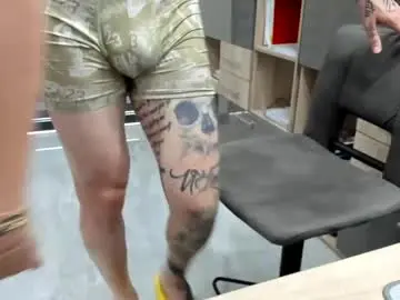 Chaturbate Free Porn Cam of tattoo_couple77