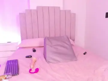 Chaturbate Best live sex cam show of gia_roux_
