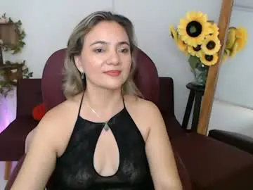 Chaturbate Best live sex cam show of rebeca_milf